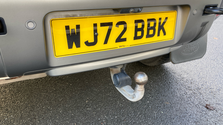 Land Rover Defender 3.0 D250 X-Dynamic SE 110 5dr Auto Diesel Estate